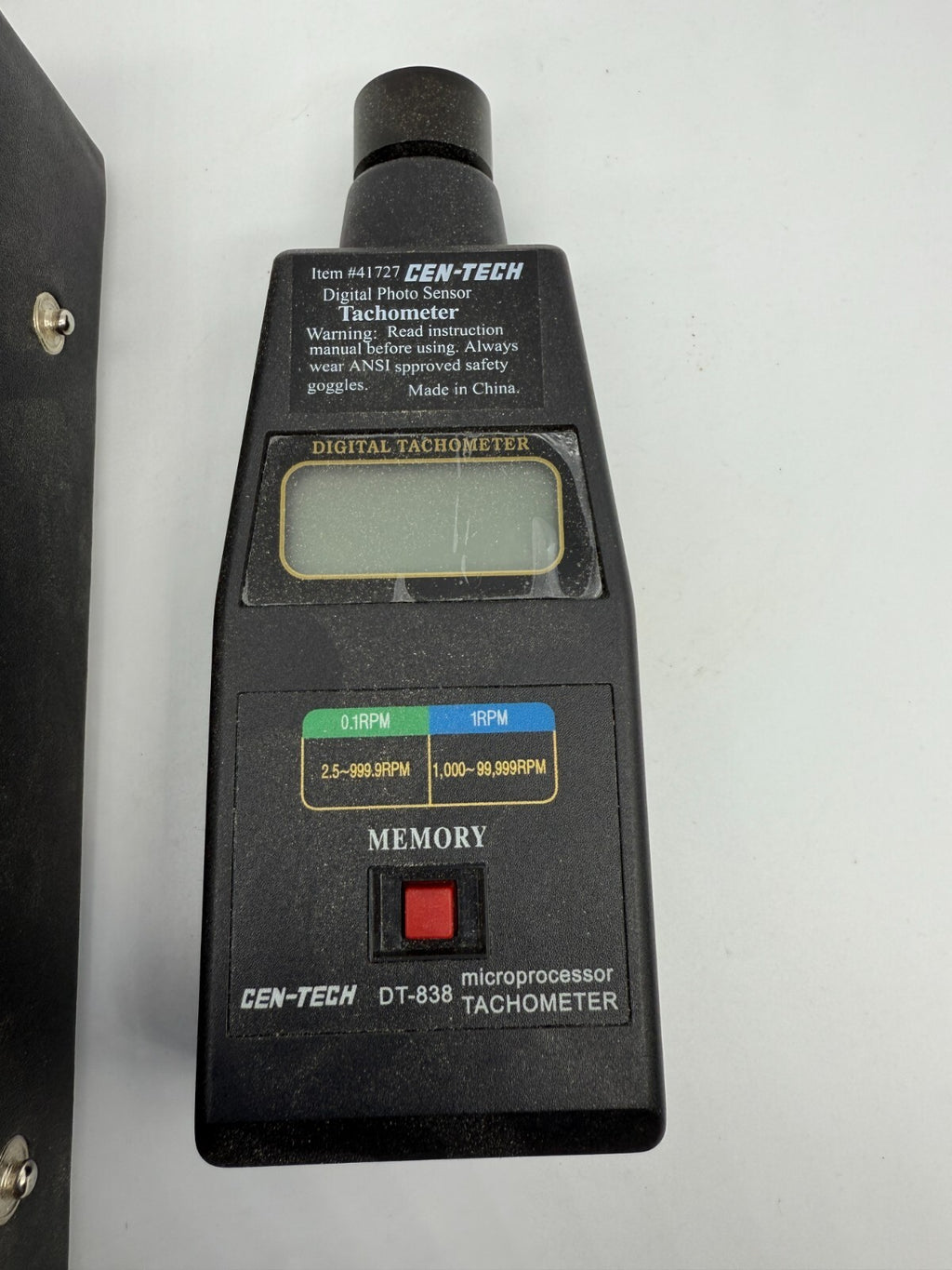 Cen Tech Digital Photo Sensor Tachometer 41727 / DT-838 w/ case