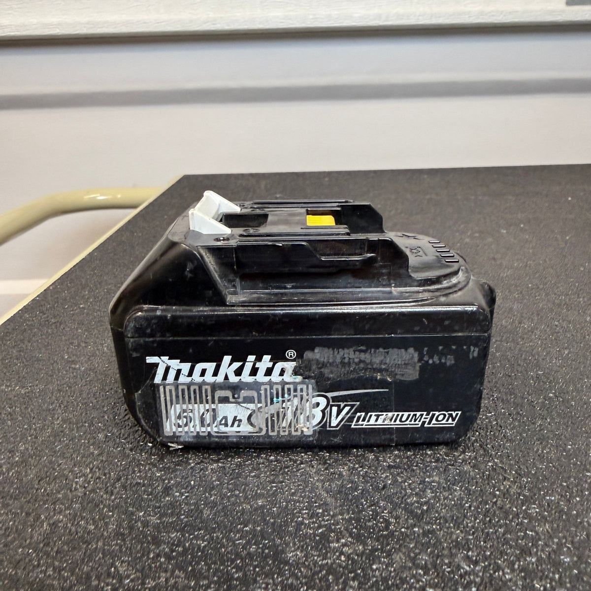Genuine Makita BL1850B 18V Li‑Ion Rechargeable Battery 5.0Ah