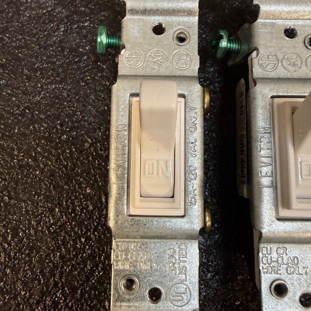 Set of 4 Leviton 1451-2W 15 Amp Single-Pole Toggle Switch, Grounding