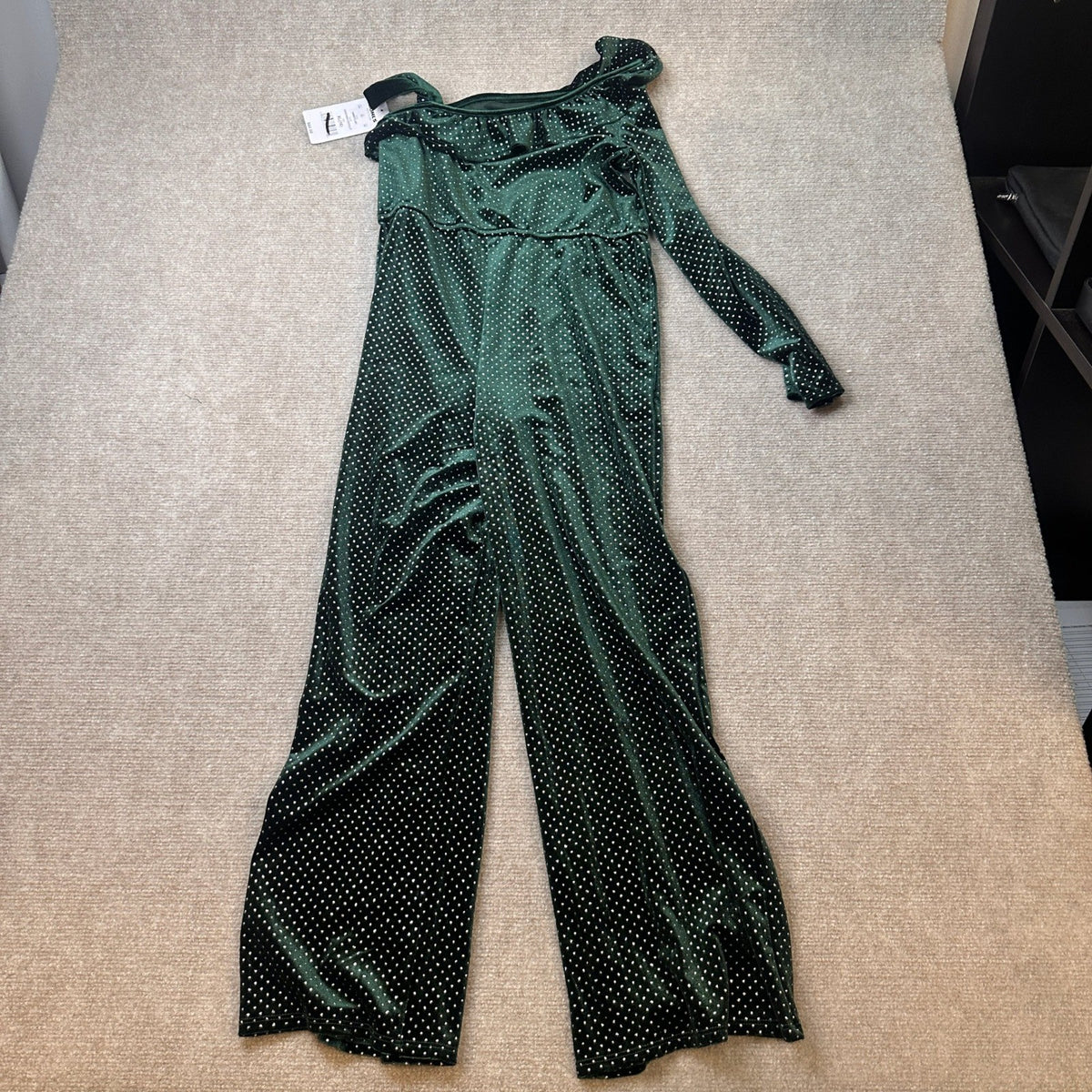 MSRP $60 Kohl's Eyeshadow Girls XL (16) Green Silver Glitter Dot Velvet Jumpsuit