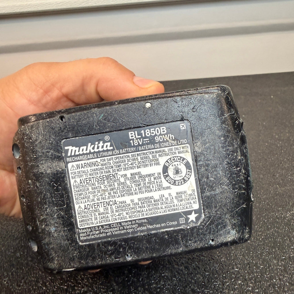 Makita BL1850B 18V LXT Lithium‑Ion Battery 5.0Ah Rechargeable
