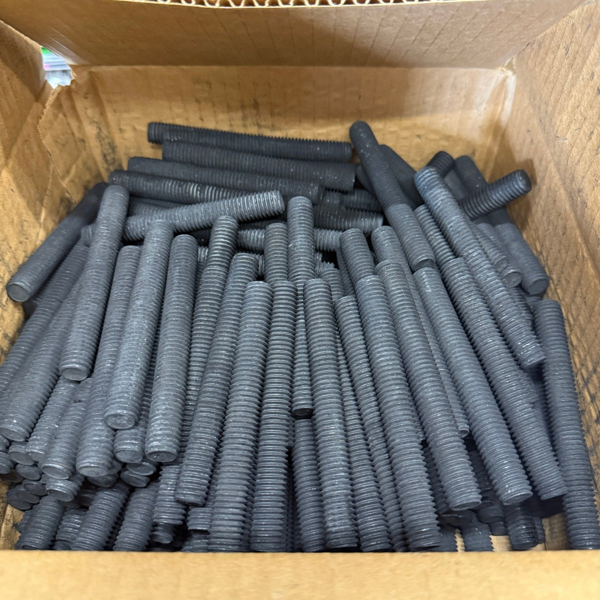 Pack of 213 Perine-Danforth 1/2-13 x 4 B7 Full Thread Stud