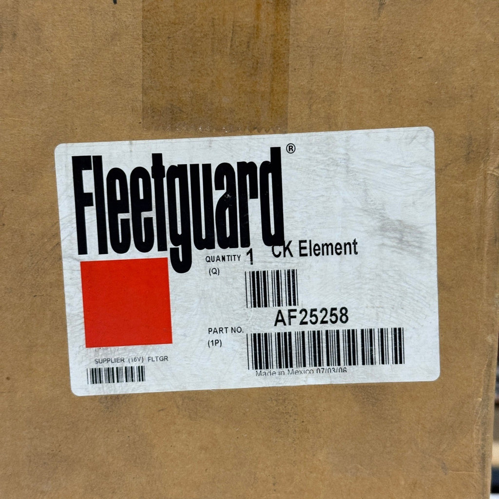 Fleetguard AF25258 Air Filter