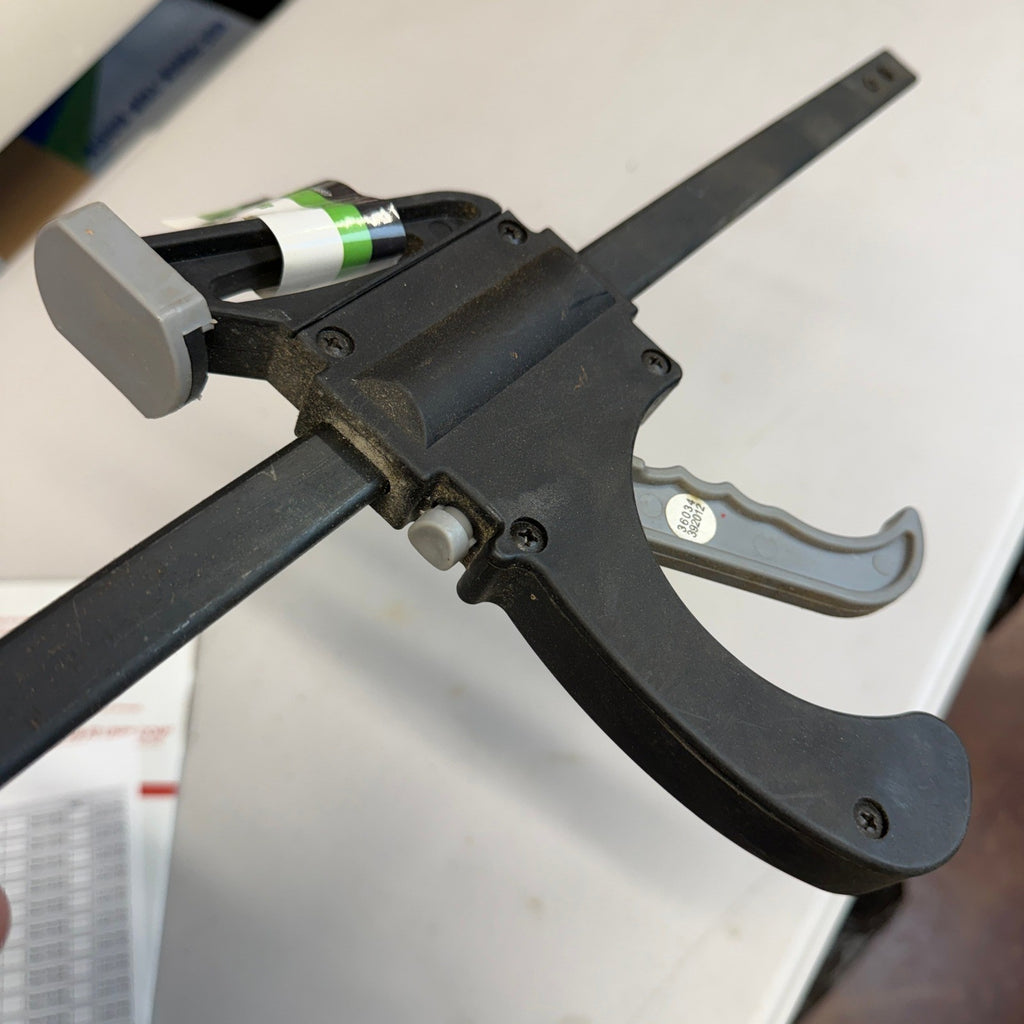 Pittsburgh 46807 12" Ratchet Bar Clamp Spreader