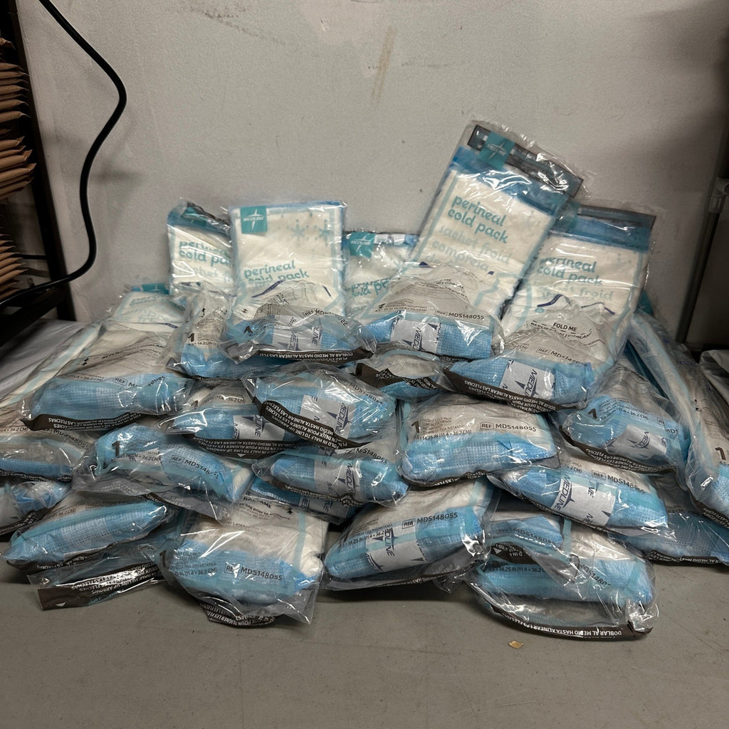 Pack of 24 Medline Deluxe MDS148055, 4.5" x 14.25" Perineal Cold Packs with Adh