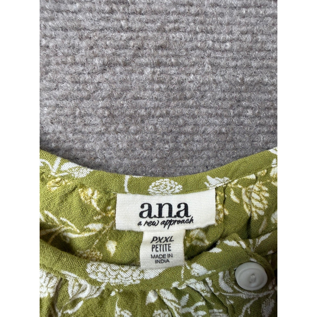 MSRP $44 a.n.a Women's XXL Petite Etched Floral Green Cropped Blouse Top Long