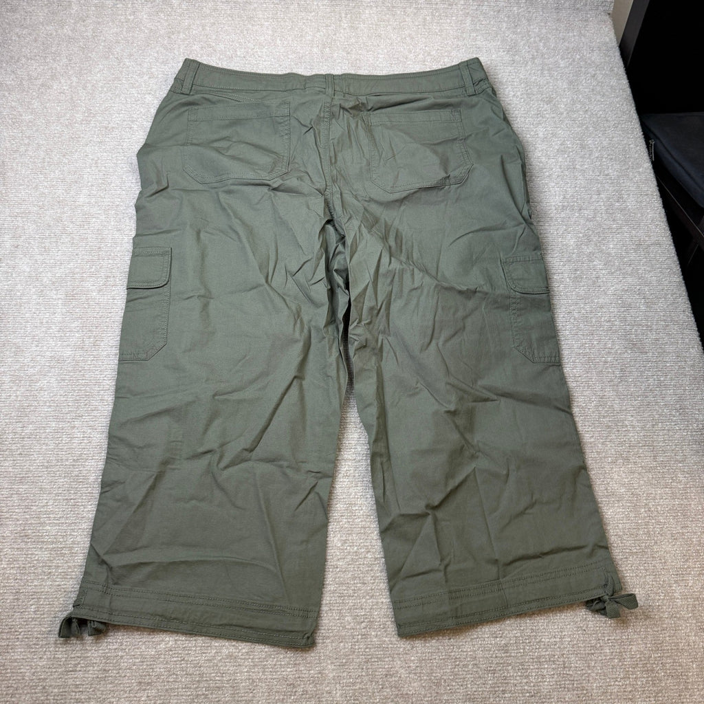 MSRP $44 St. John's Bay Womens 16 Tall Oregano Capri Pants Straight Mid Rise