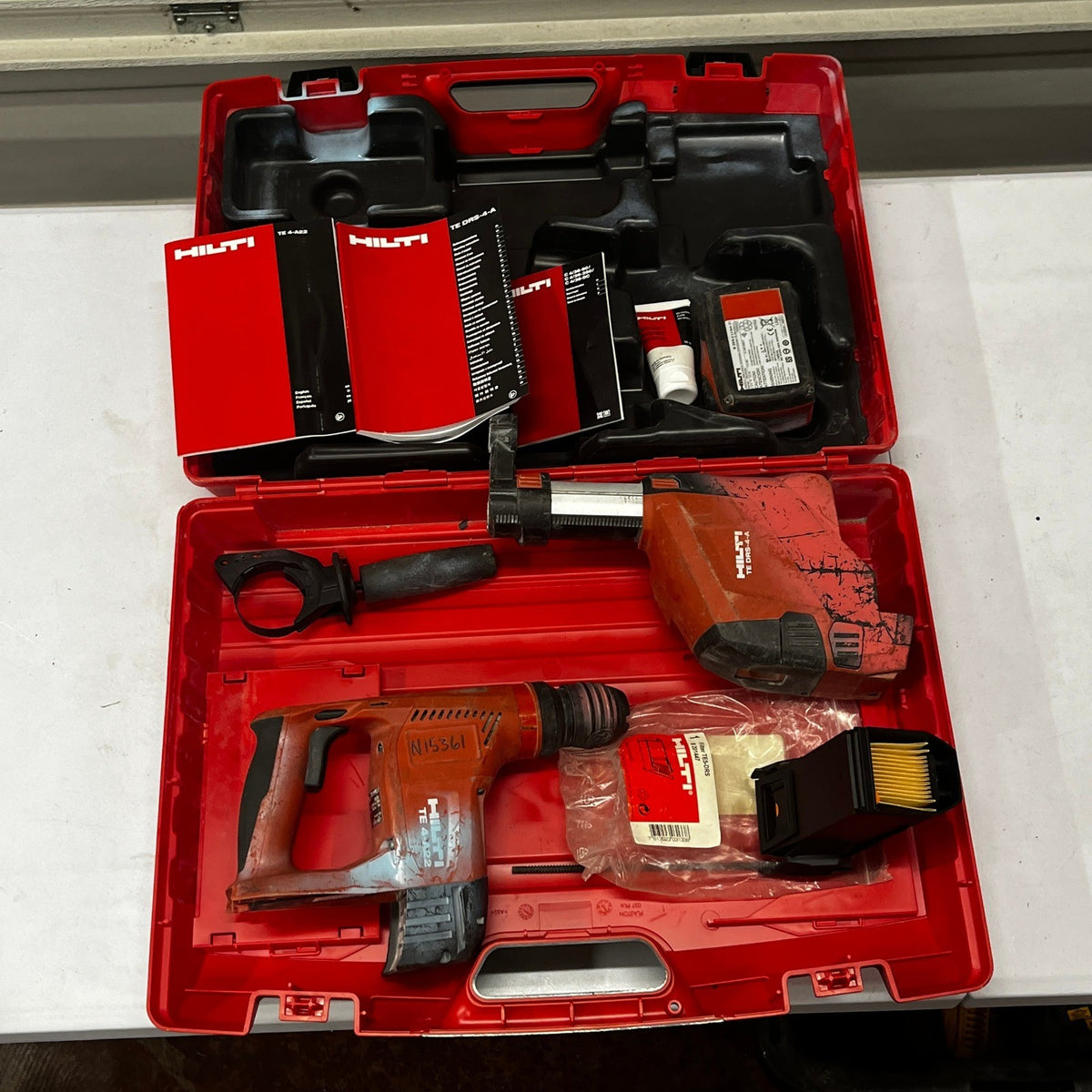Hilti TE 4-A22 Rotary Hammer Drill w/ TE DRS-4-A Dust Collection,B 22/5.2 & Case