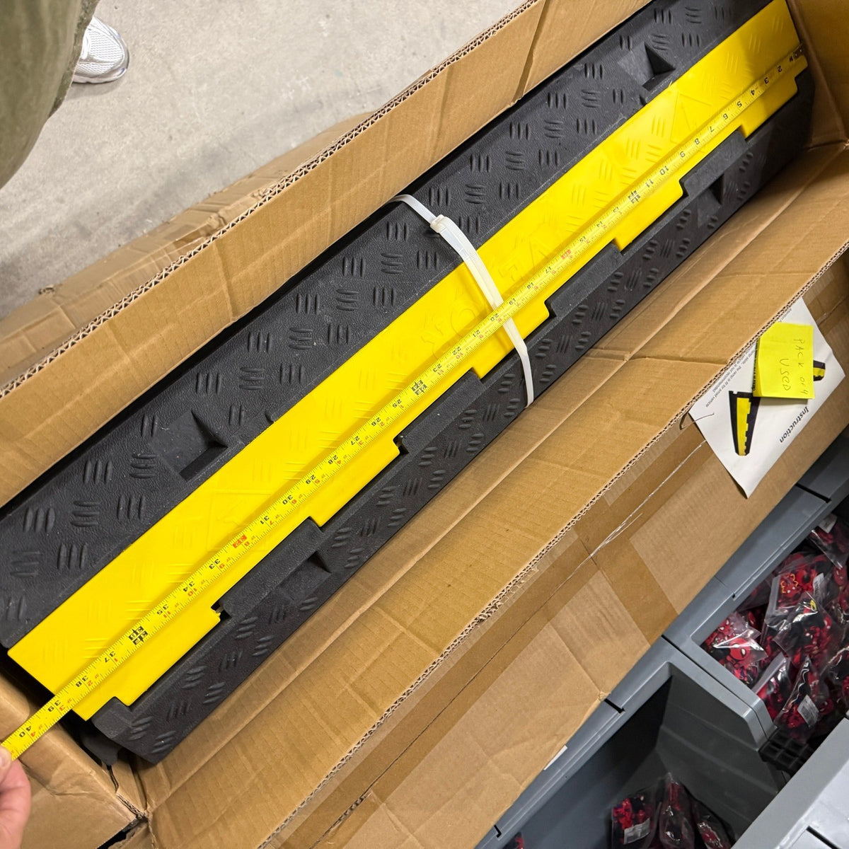Pack of 4 Vevor Cable Protector Ramp 2 Channel Rubber 11000 Lb Capacity Modula