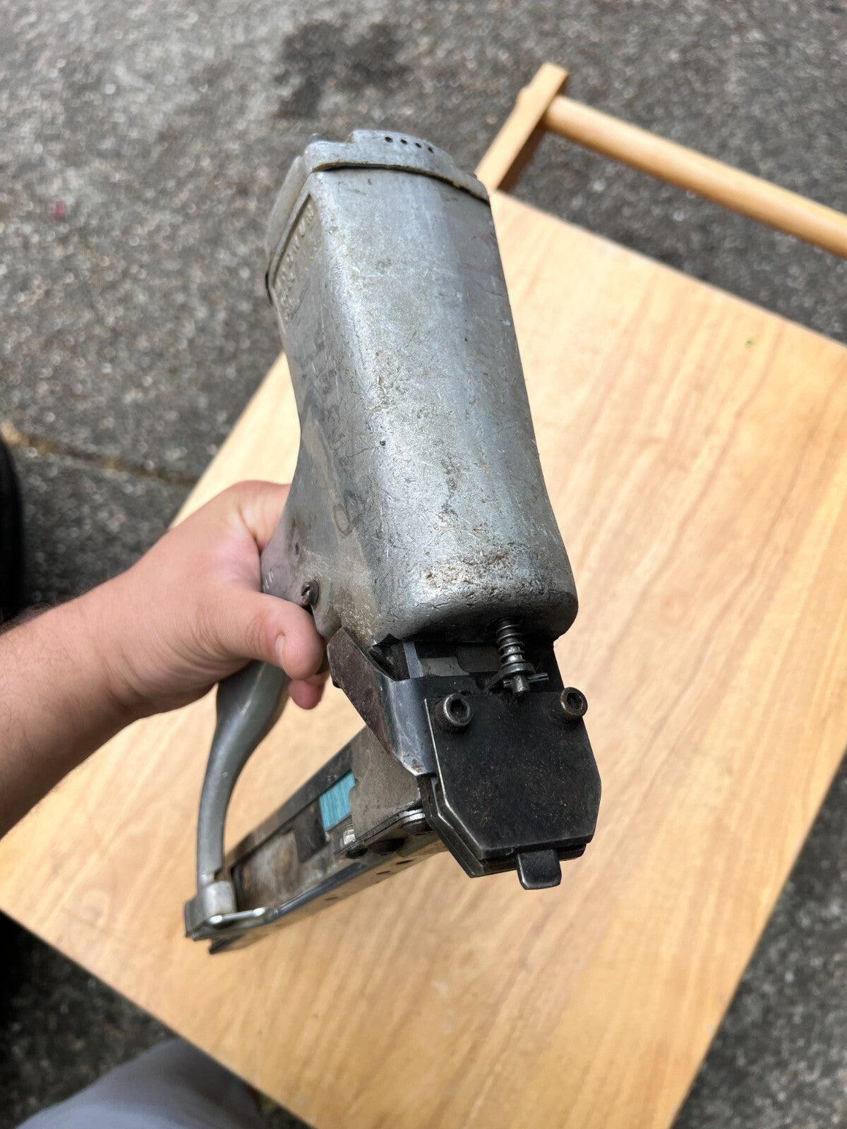 Paslode Signode Magnum Model # 91293 Pneumatic Air Nailer