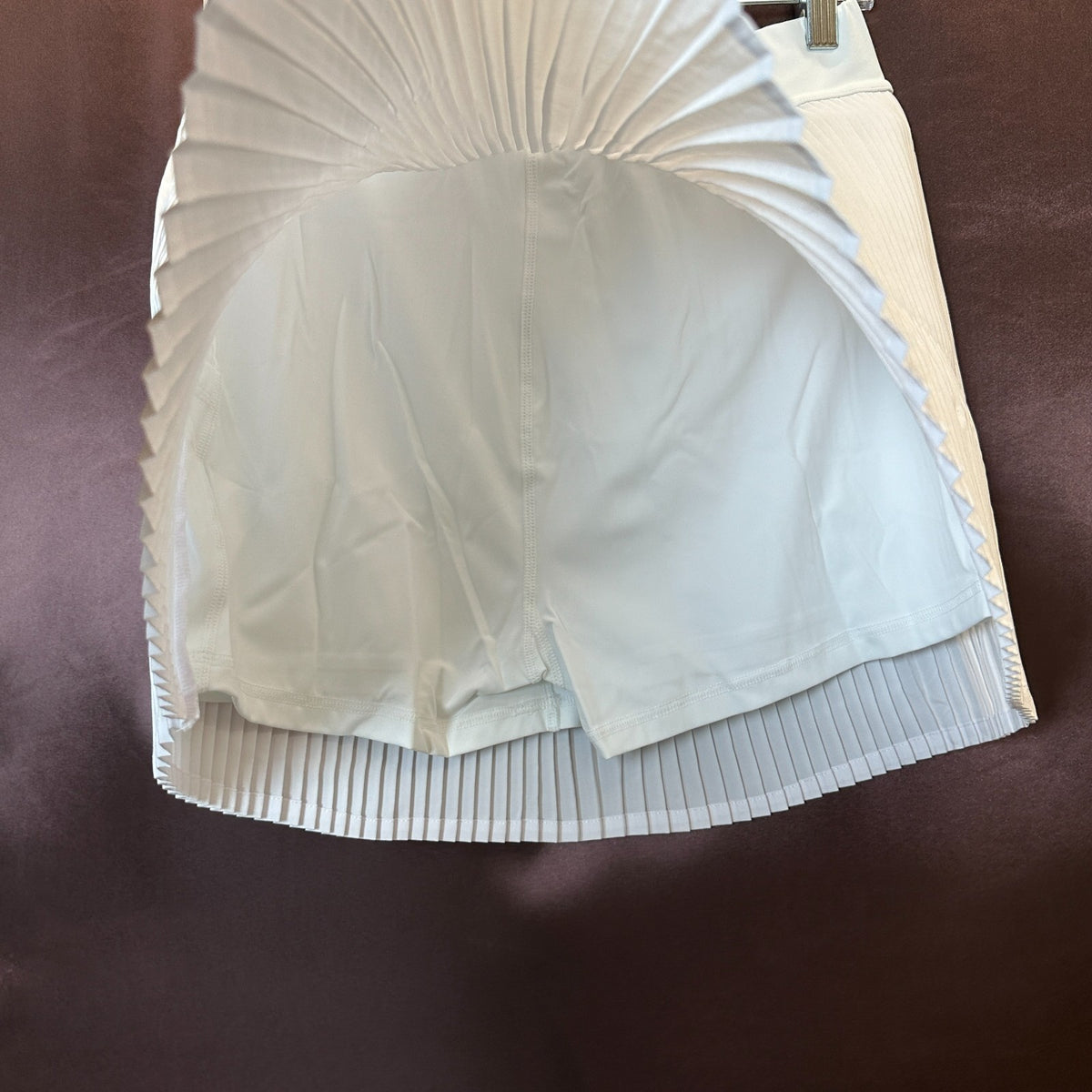 Women's S-XL White Lightweight Pleated Golf Skorts, Flowy Athletic Skirt for Ten