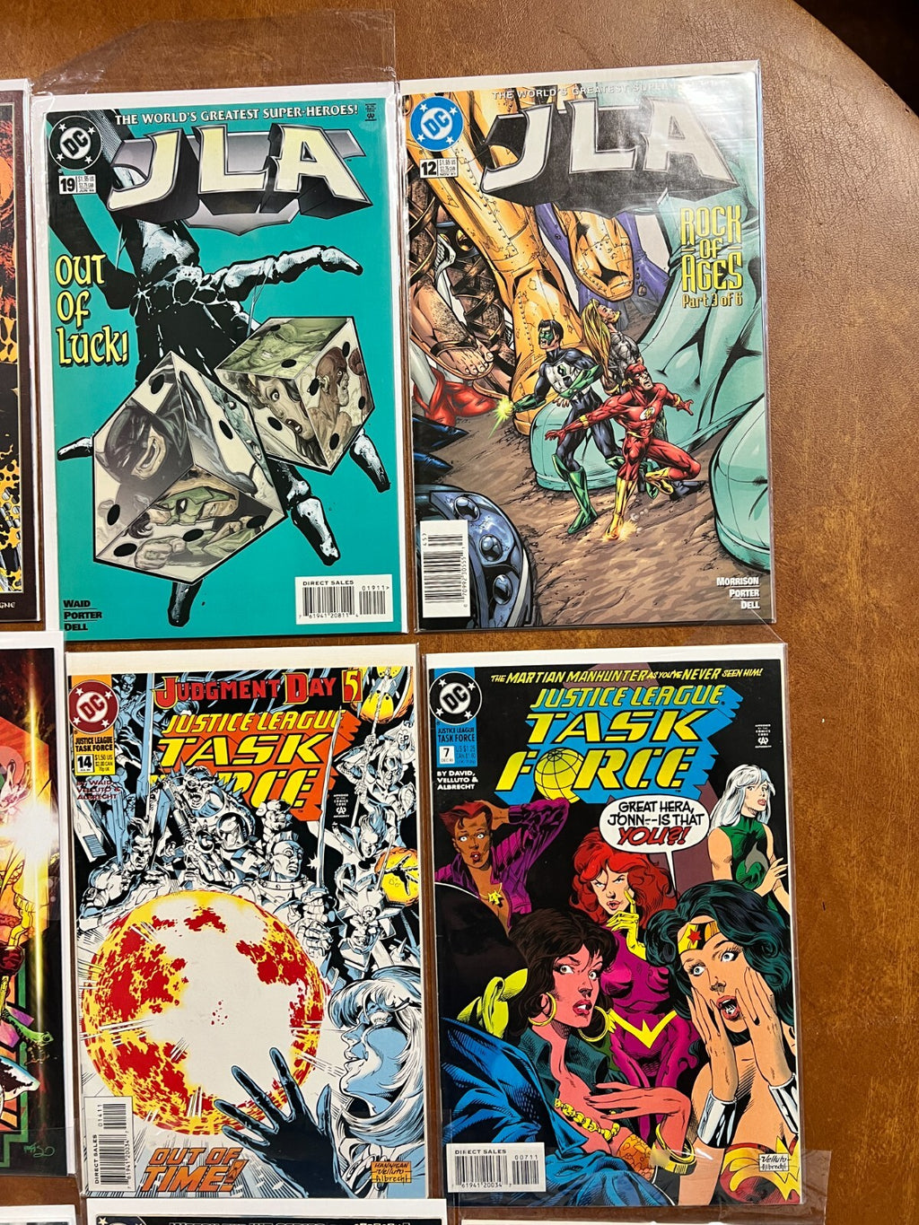 Lot of 12 Dc comics Justice League of America, Task Force. Black Baptism