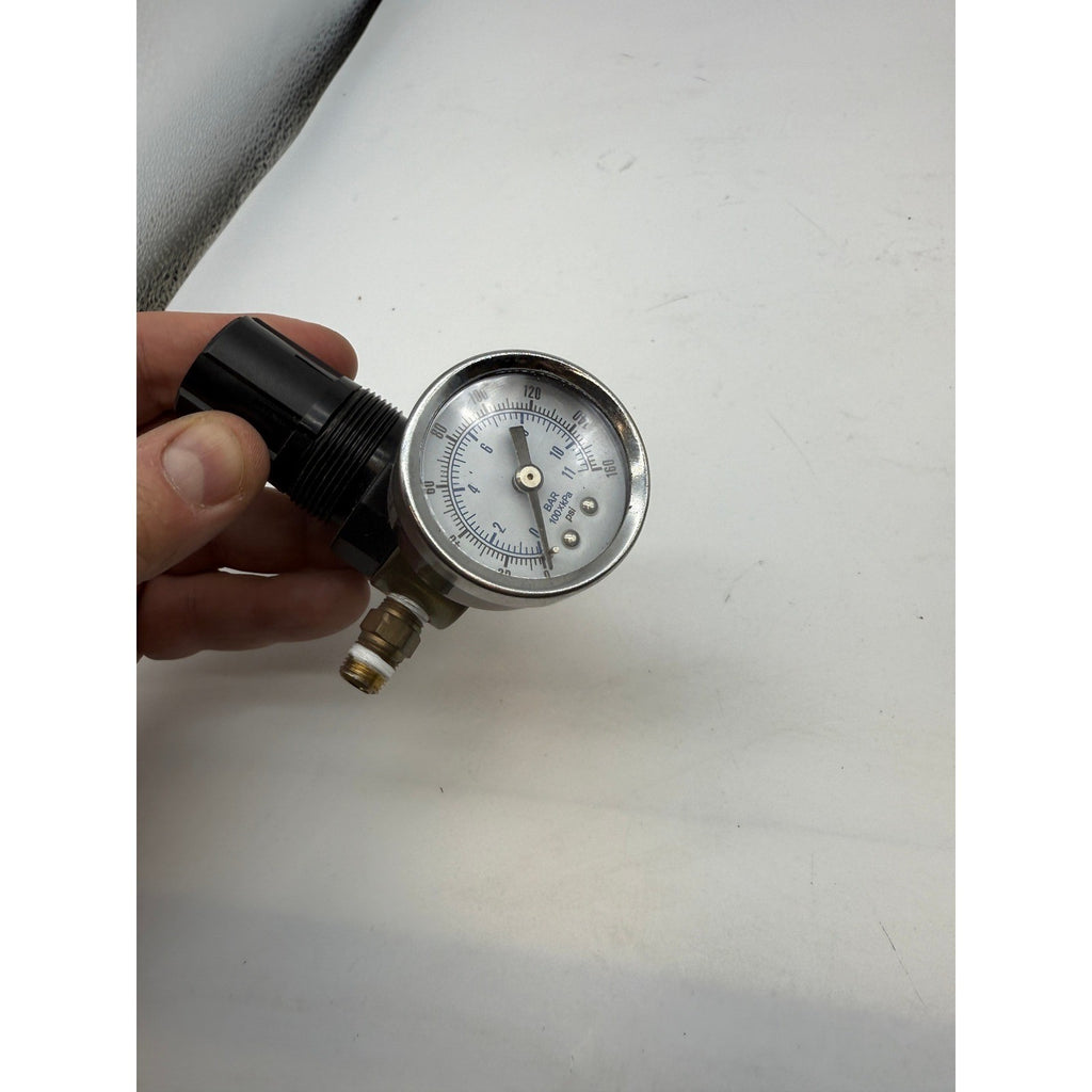 Parker Watts R364-01CG Pneumatic Regulator 1/8" NPT 0-125PSI 4-Port 1/8" NPT