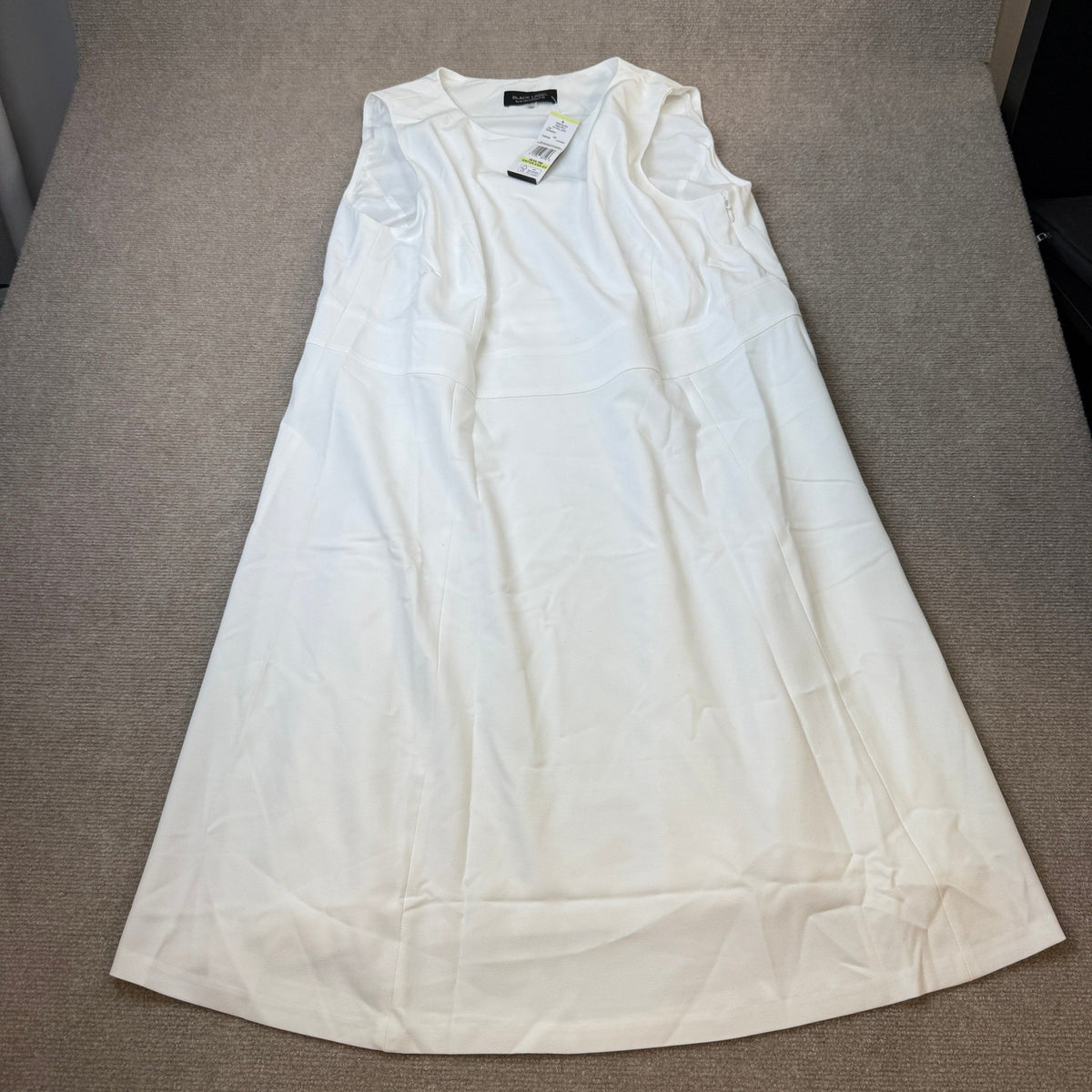 MSRP $89 Black Label by Evan-Picone Womens 18W Natural White Dress Crew Neck