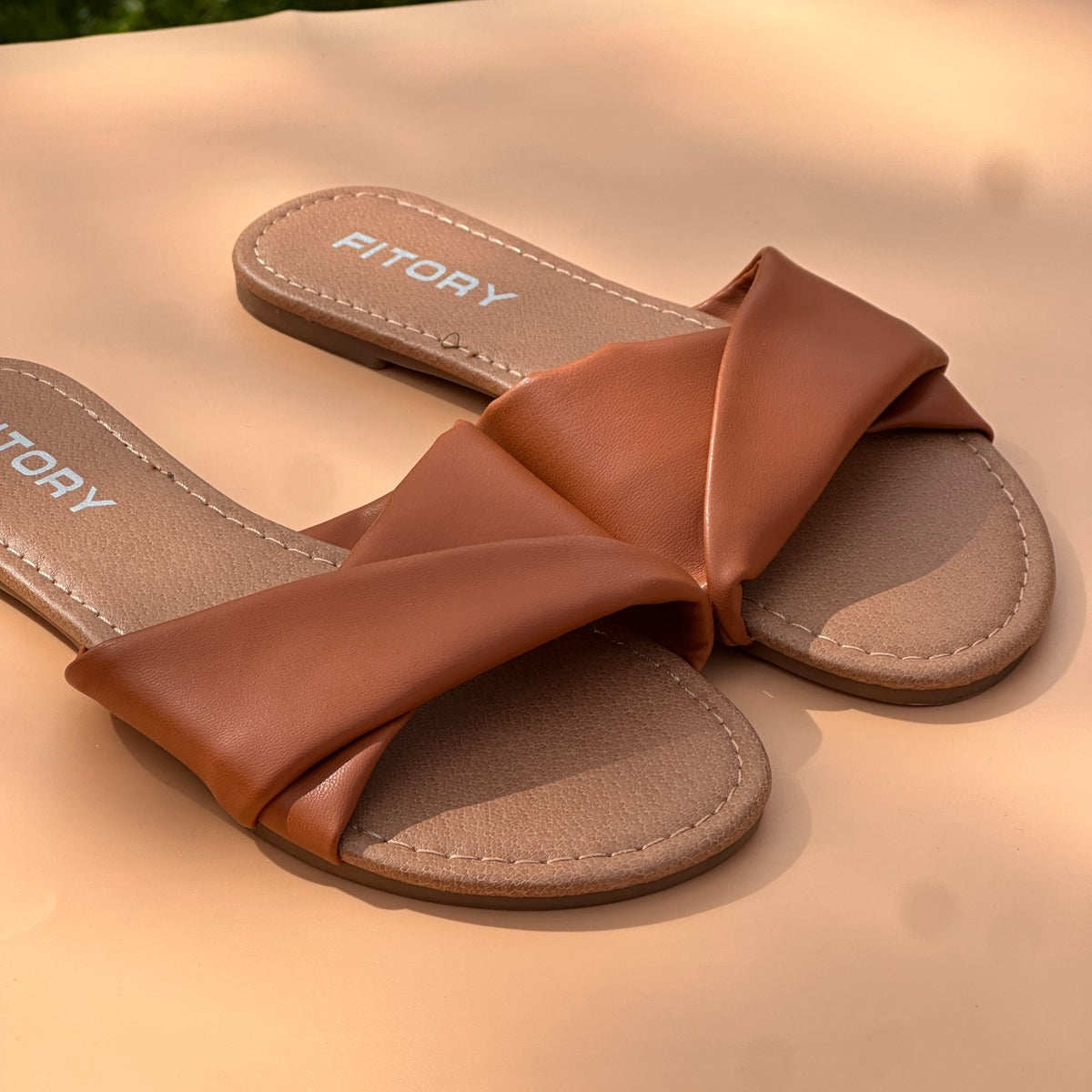 FITORY Women's US 6, 7 Brown Flat Sandals Soft Leather Slide Slippers Summer Fas