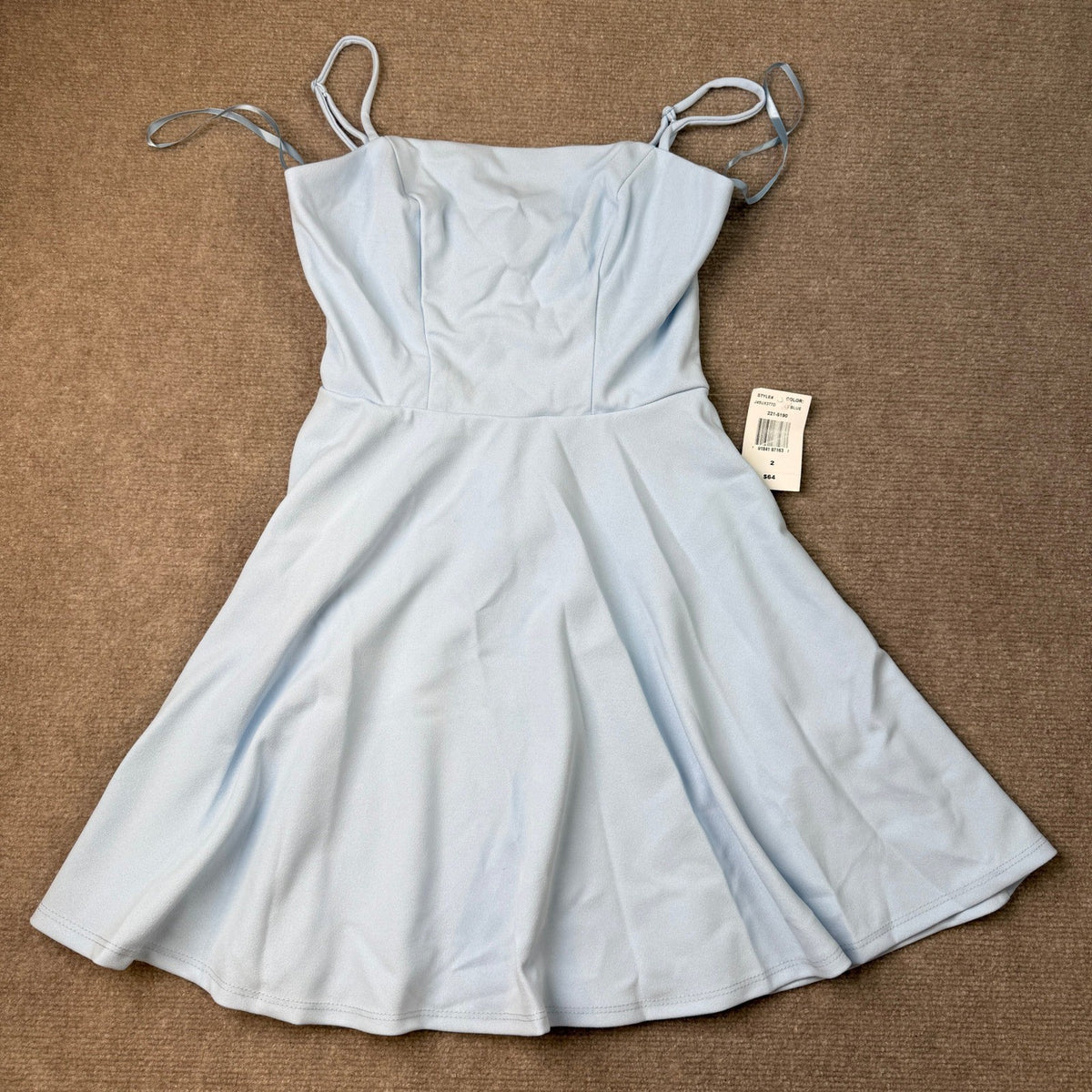 MSRP $64 B. Smart Womens Juniors 2 Light Blue Square Neck Sleeveless Dress