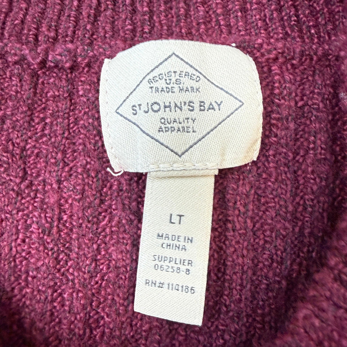 MSRP $44 St. John's Bay Women L Tall Burgundy Cable Knit Sweater Crewneck