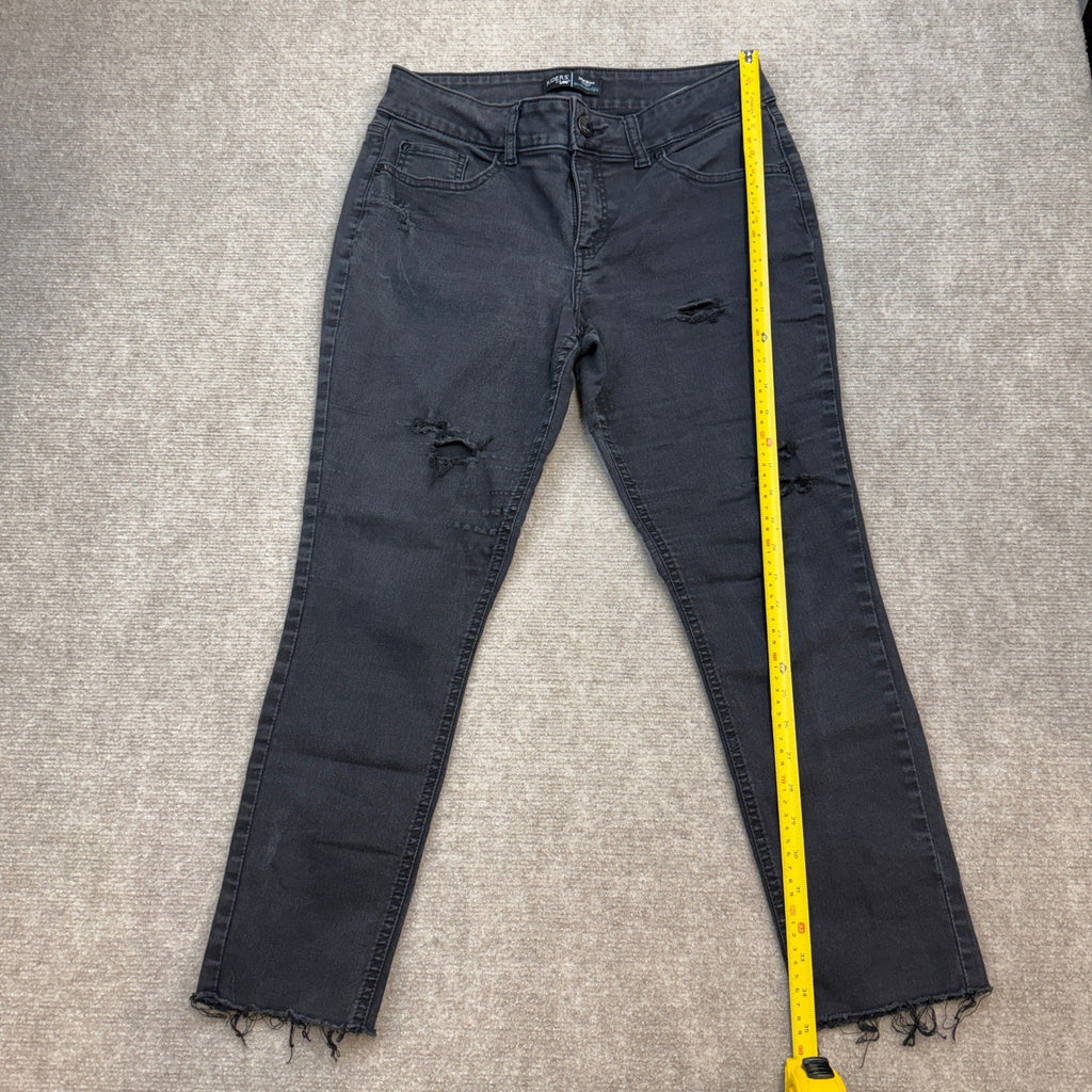 Riders By Lee Jeans Women's Size 12P Mid Rise Skinny Distressed Jeans Black
