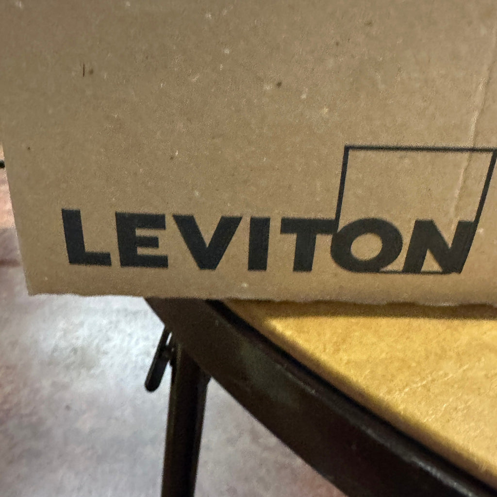 10 Pack Leviton Male Watertight Straight Blade Plug 14W34, 15A-277V, 2P3W