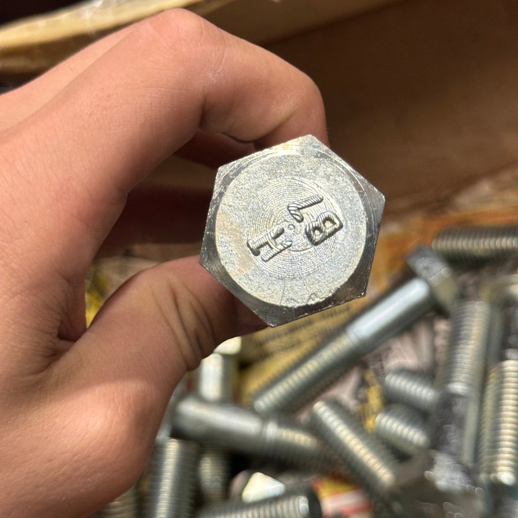 Pack of 23 Highland Threads 3/4-10 x 3 1/2 Heavy Hex Bolts A193 B7 Zinc Plated