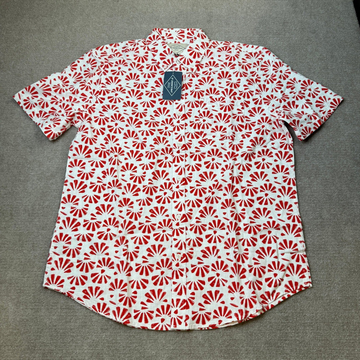 MSRP $34 St. Johns Bay Mens L Red Shell Classic Fit Button-Down Shirt