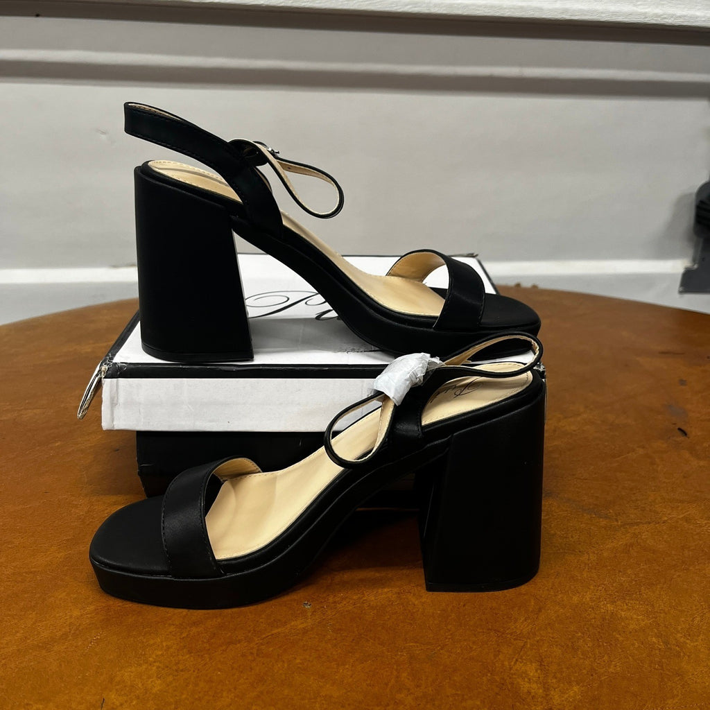 Putu Women's Size 7.5 Black Platform Heels Chunky Heeled Sandals Open Toe Dressy