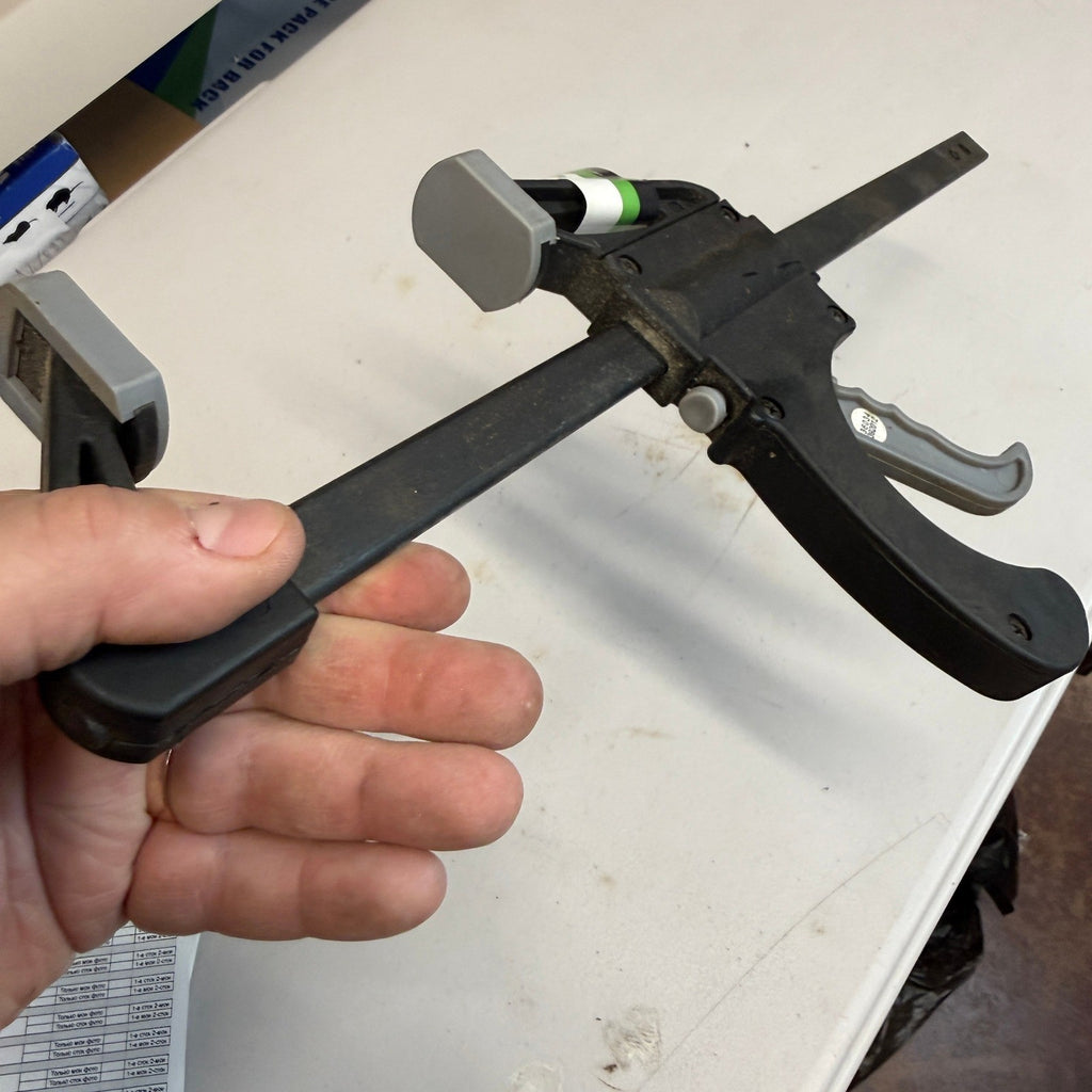 Pittsburgh 46807 12" Ratchet Bar Clamp Spreader