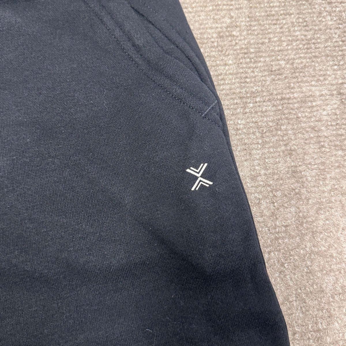 MSRP $24 Xersion Boys XL 18-20 Husky Black Fleece Jogger Sweatpants