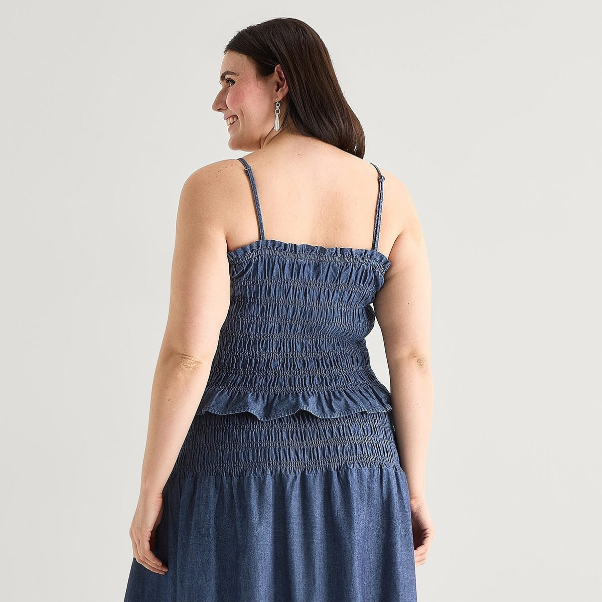 MSRP $58 A.N.A Womens 1X Dark Stone Wash Smocked Square Neck Sleeveless Tank Top