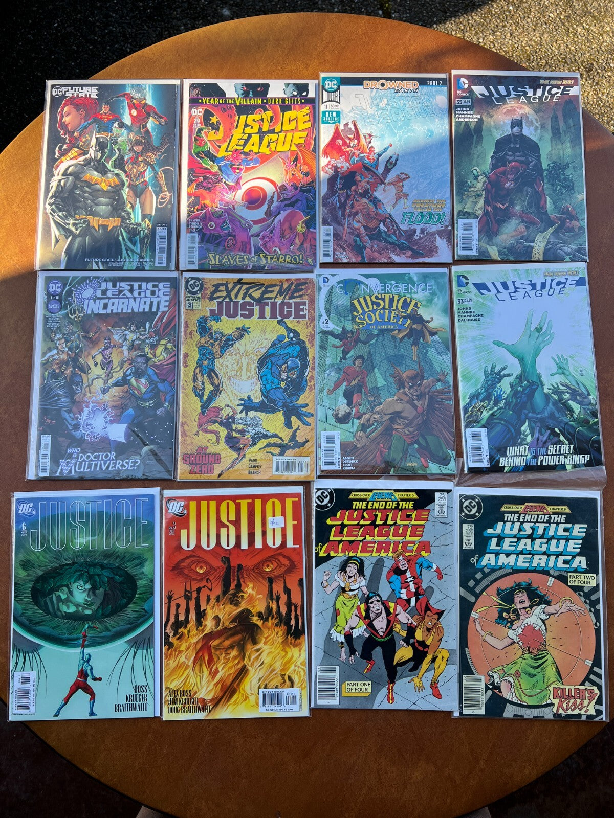 Lot of 12 Justice, Justice Society, Justice League, Extreme Justice DC Comics