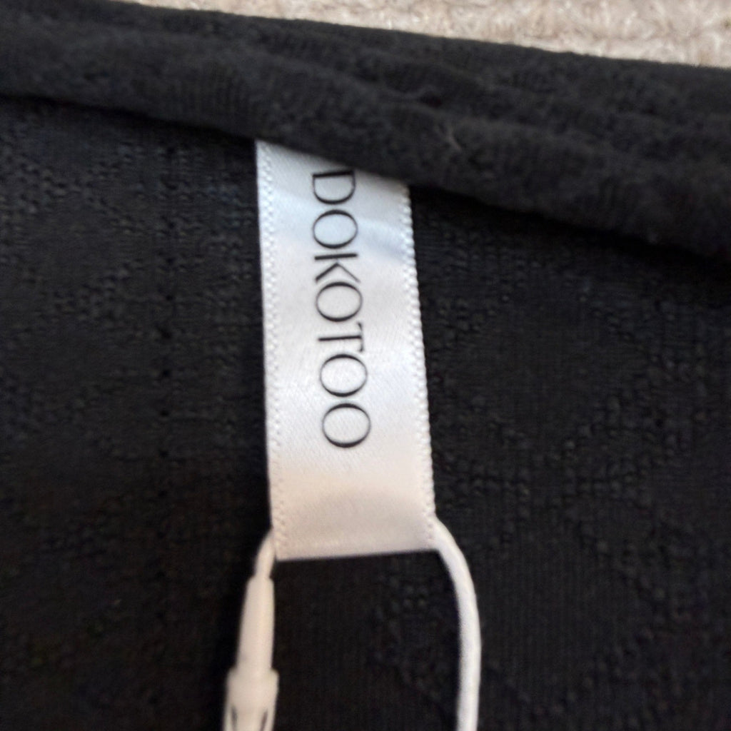 MSRP $24 Dokotoo Women's M Black V Neck Long Sleeve Eyelet Embroidered Blouse