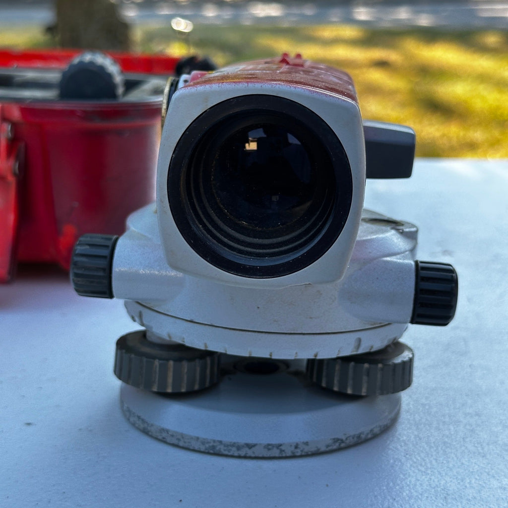Sokkia C32 (D10343) Automatic Surveying Level With Hard Case