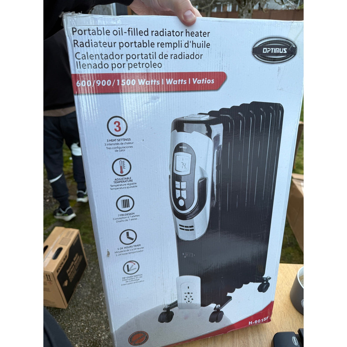Optimus H-6015F Portable Oil Filled Radiator Heater CRACKED TRIM SEE PHOT