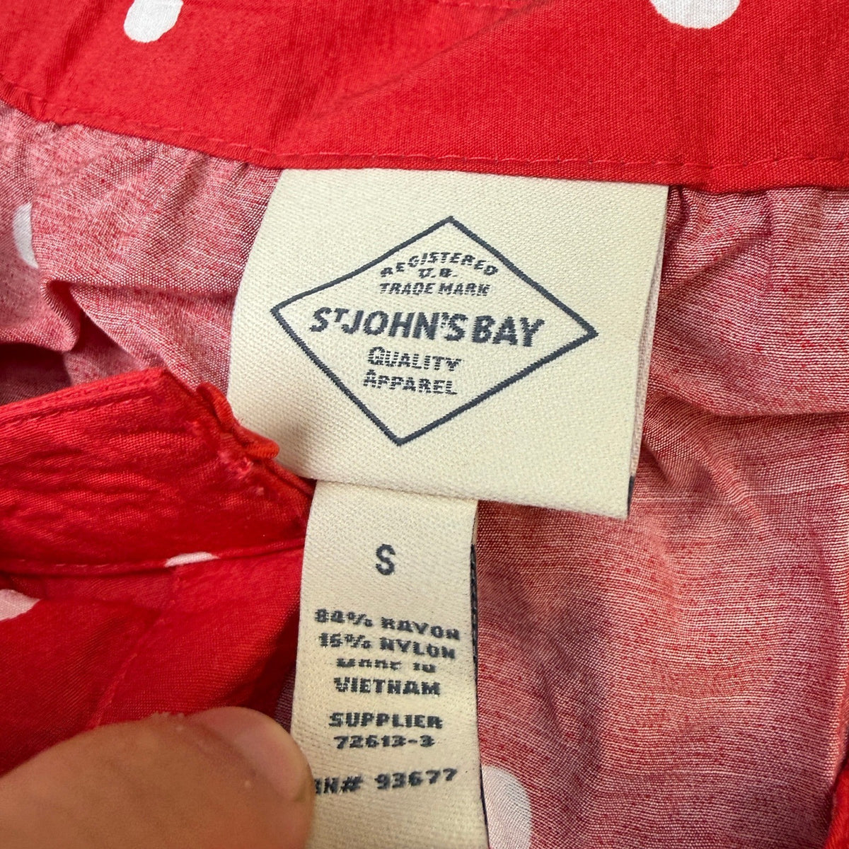 MSRP $44 St. John's Bay Womens S Red Dot Split Crew Neck 3/4 Sleeve Blouse