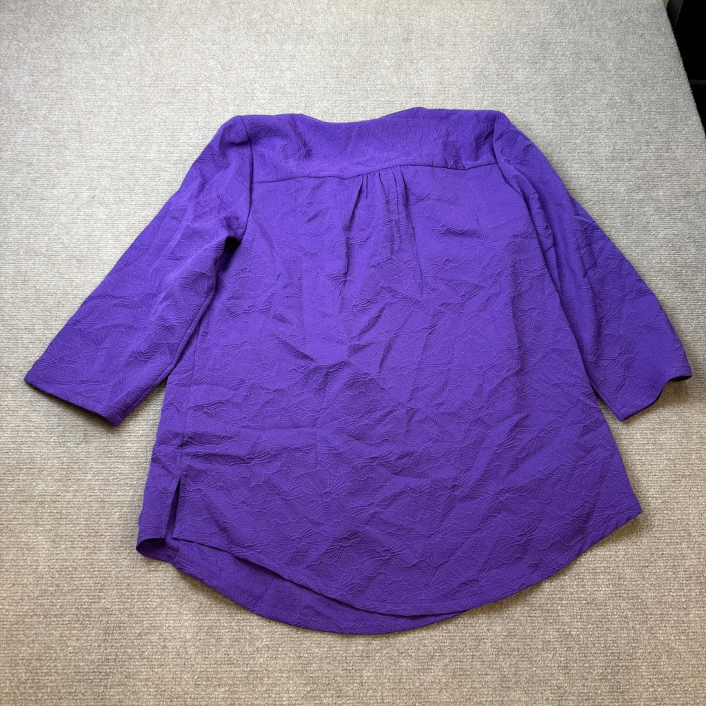 NWT Liz Claiborne Womens M Purple Floral Textured Knit Stretch Blouse Round Neck