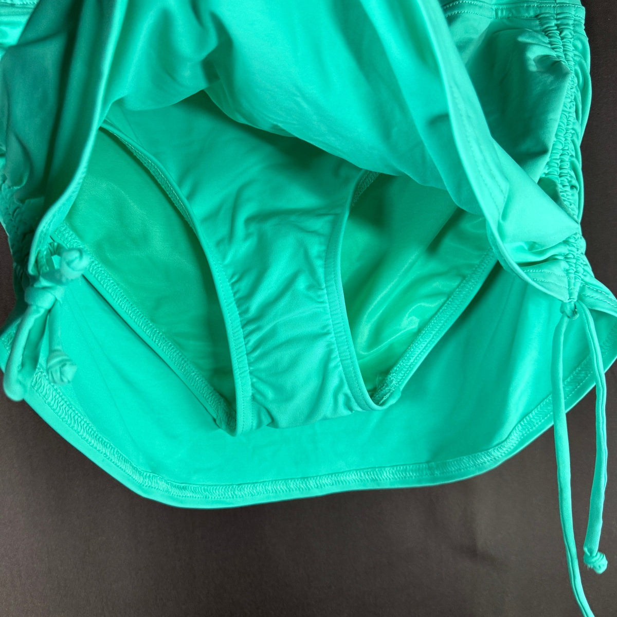Lands' End Women's 2 Tummy Control UPF 50 Ruched-Side Swim Skirt Island Aqua