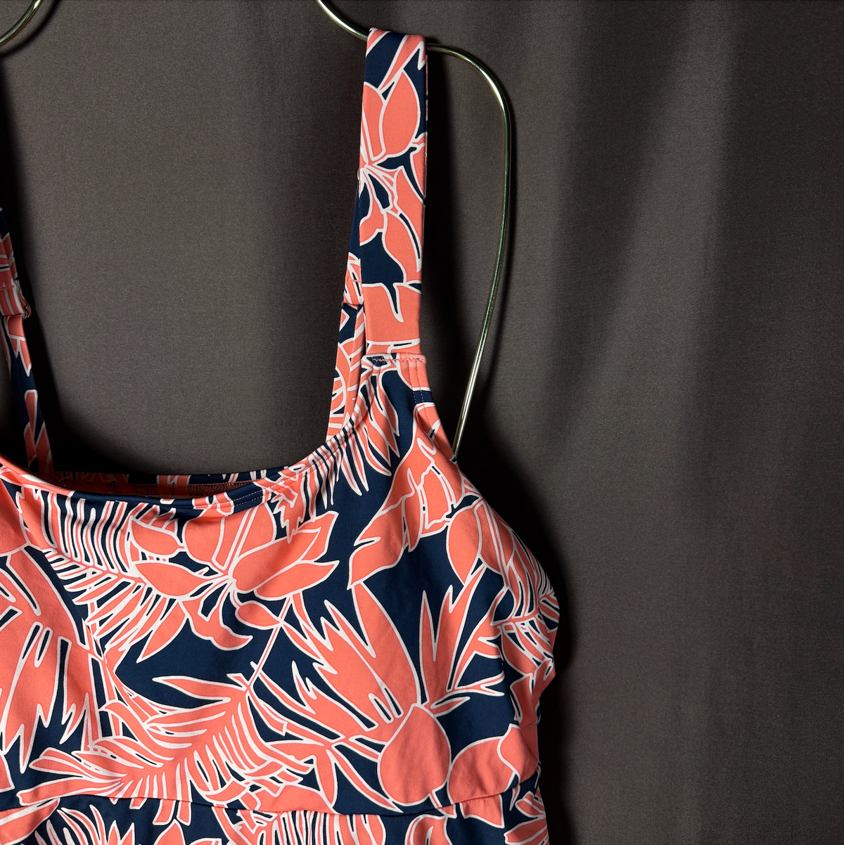 Lands' End Women's XS-L Flutter Scoop Neck Tankini Top Wood Lily / Navy Floral