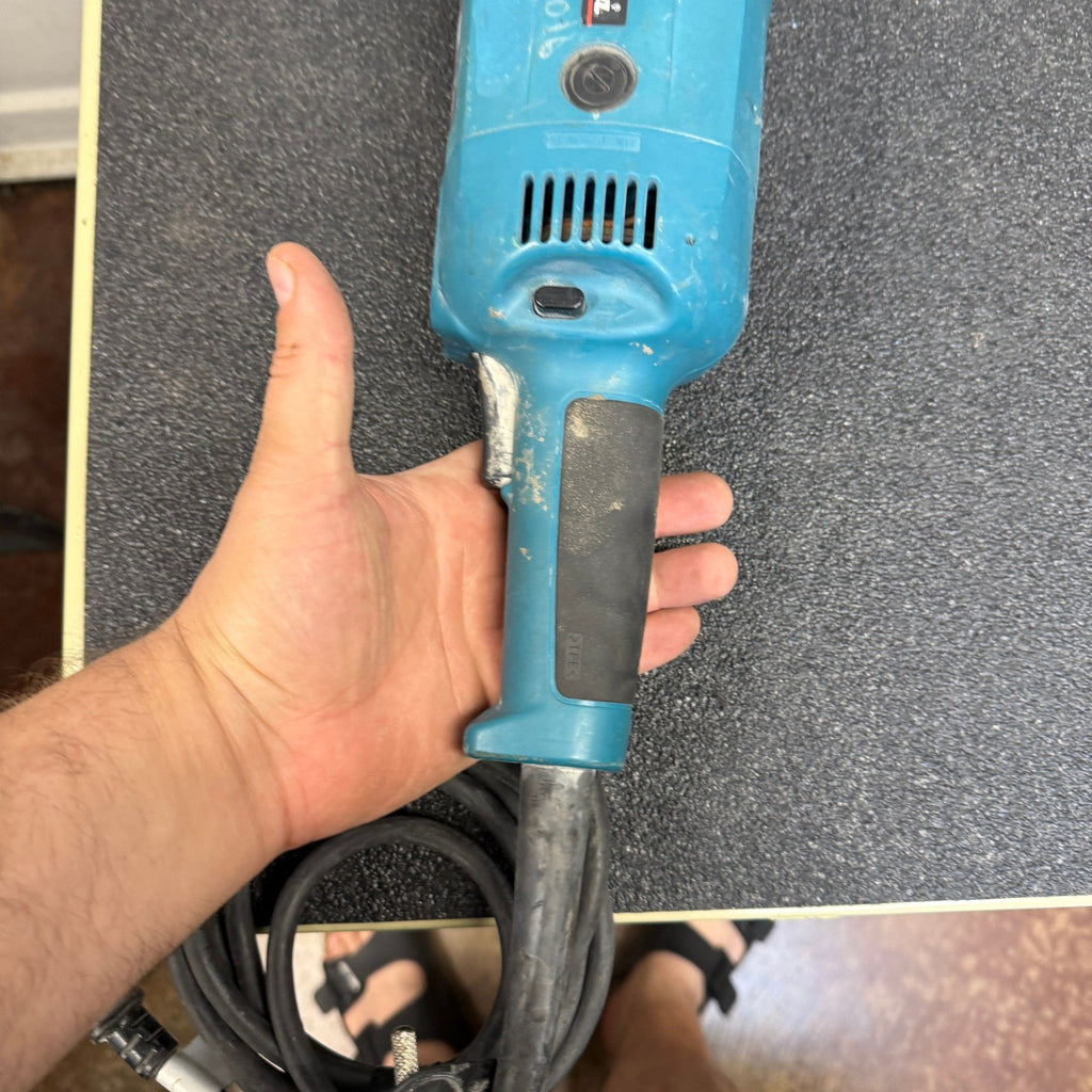 Makita DA4031 1/2" Angle Drill, 2‑Speed, Reversible, Corded
