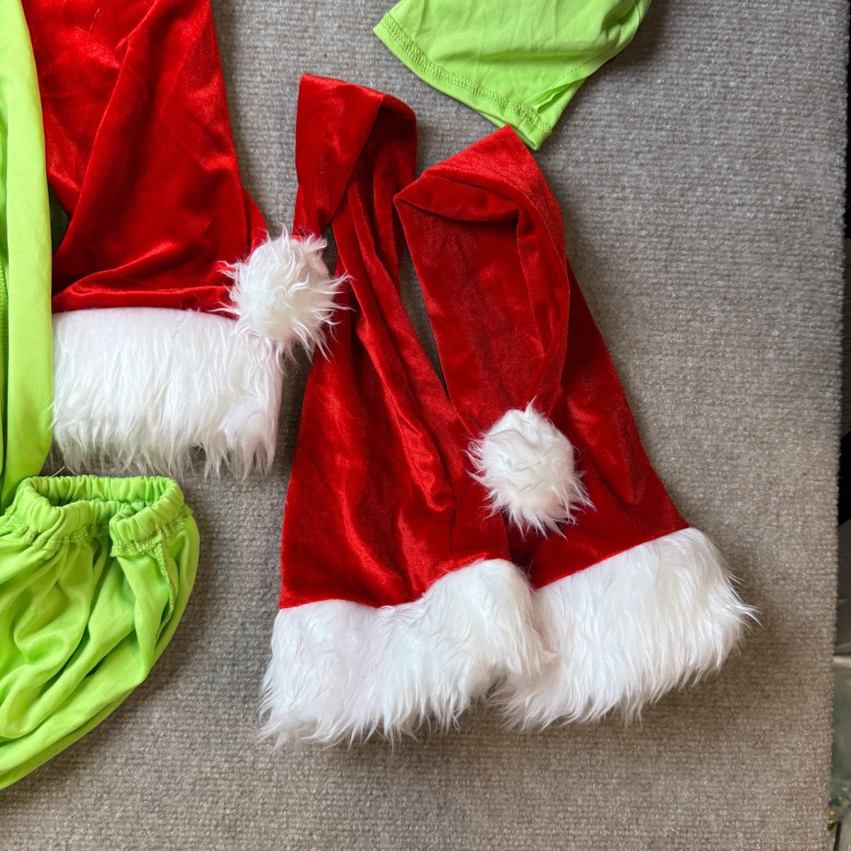 Men's L Christmas Costume Adult Green Furry Monster Santa Suit