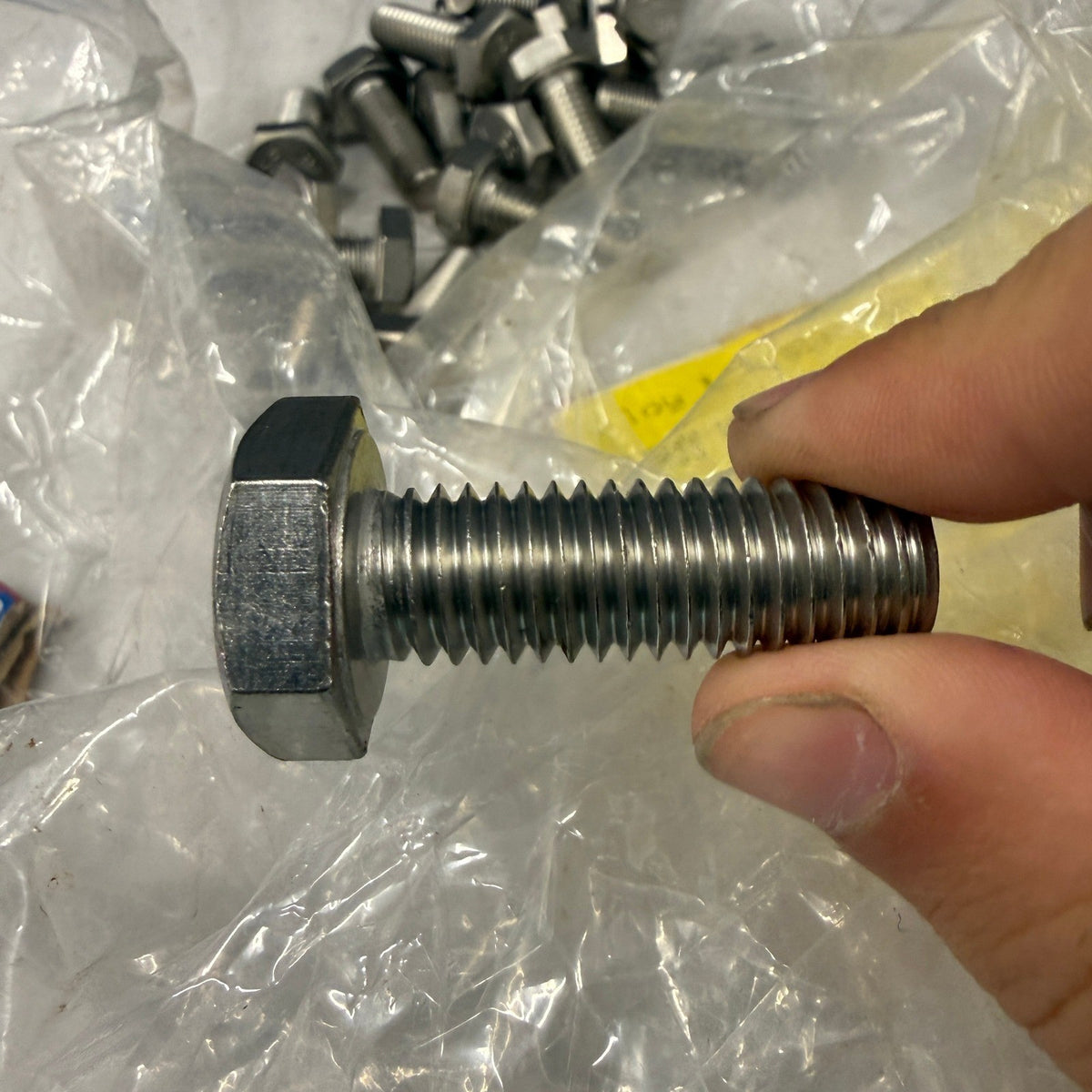 Pack of 21 Perine Danforth 1/2-13 x 1 1/2 Heavy Hex Bolt A193 B8 Stainless Steel