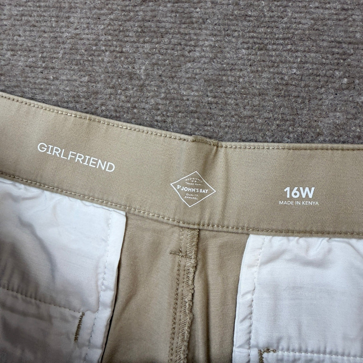 MSRP $50 St. John's Bay Women's 16W Biscotti Relaxed Fit Girlfriend Chino Pants