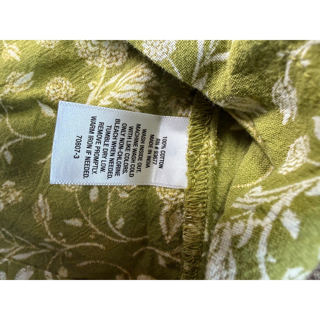 MSRP $44 a.n.a Women's XXL Petite Etched Floral Green Cropped Blouse Top Long