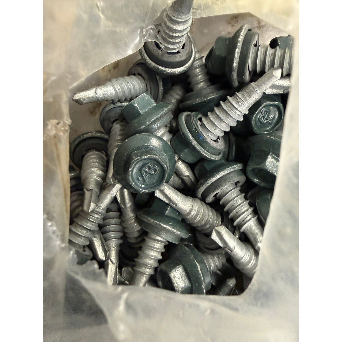 Lot of 750 Forest Green 7/8" Stitch Screws Roofing Hex Washer Head