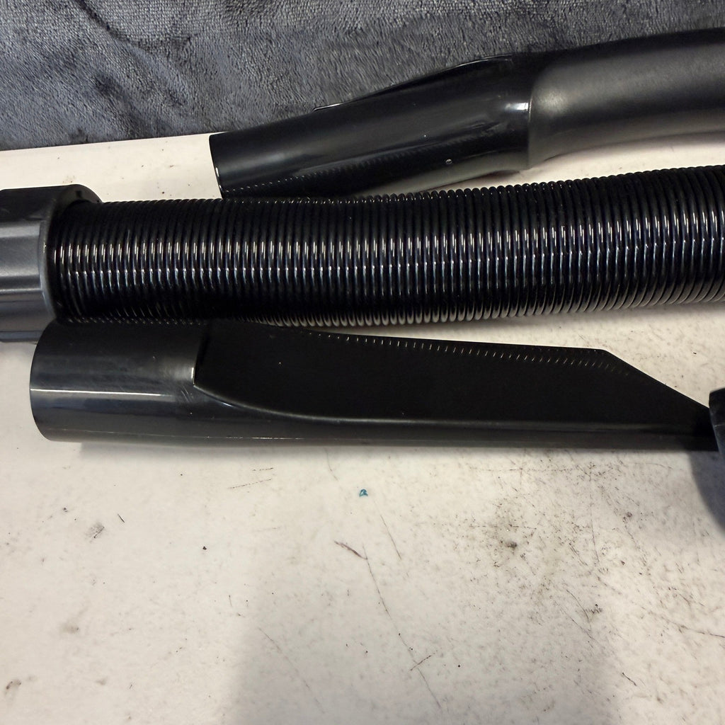 Set of 4 Makita 140G04-3 Flexible Anti‑Static Hose, 126756-8 Bent Pipe, 458891-7