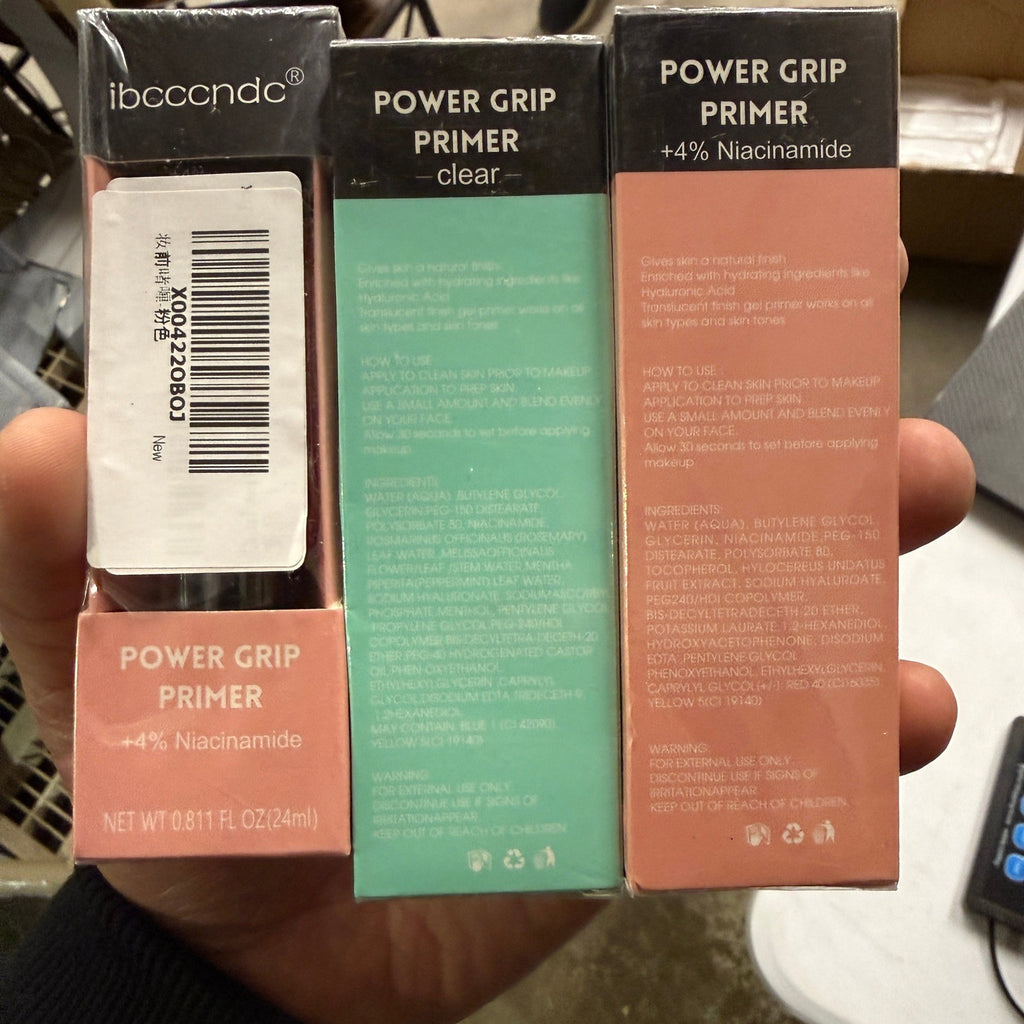 Set of 3 Power Grip Primer 0.811 oz EXP 08/2026 (2 pcs +4% Niacinamide & 1 pc C