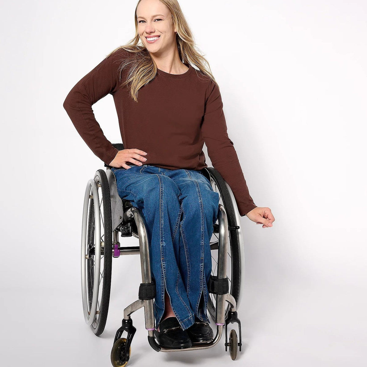 Denim & Co. Women's Medium Wash Sz 10 Adaptive Front Seam Jean Wheelchair Fit C
