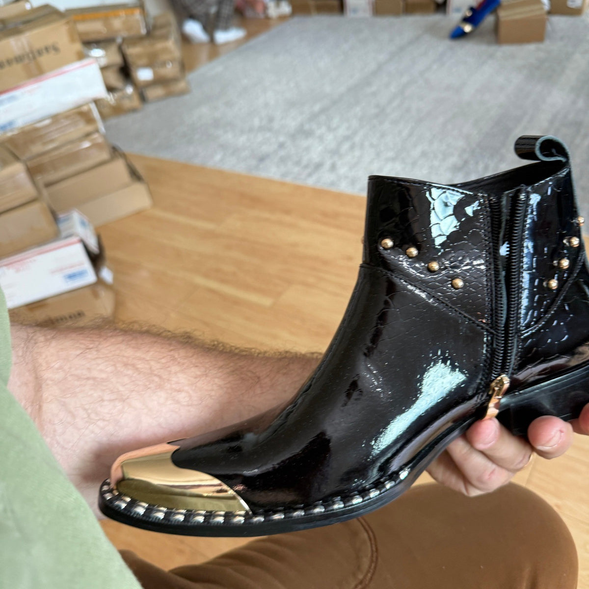 Santimon Mens US 6.5 Black Textured Leather Western Metal Tip Zipper Ankle Boots
