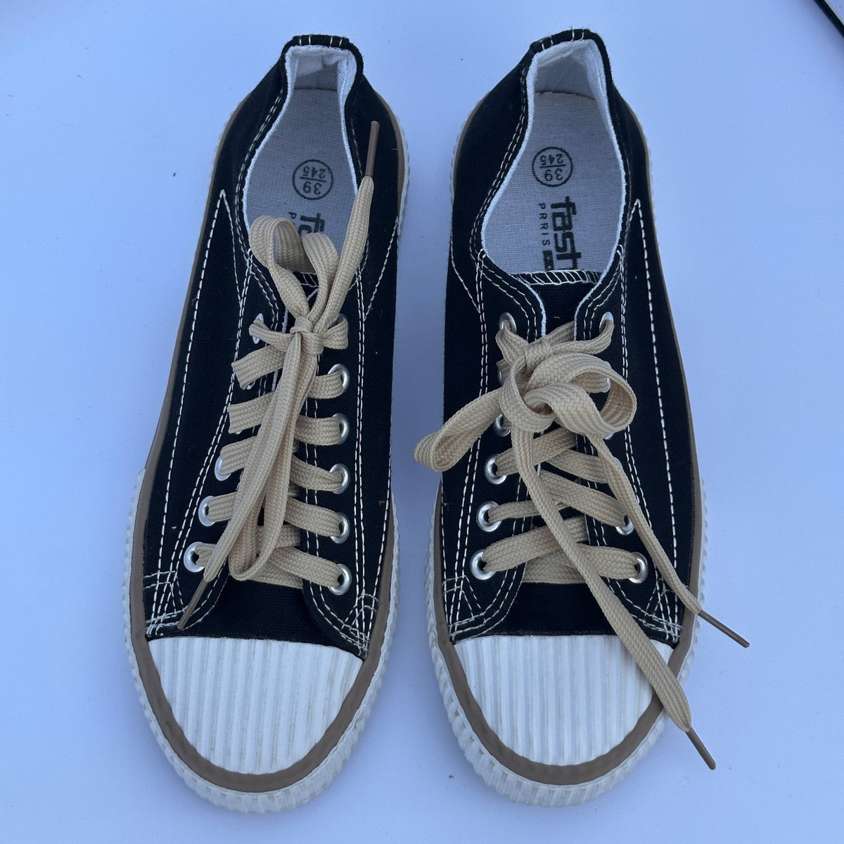 Women's Low Top Canvas Sneakers US 7.5 Black Contrast Colors Lace-Up Shoes