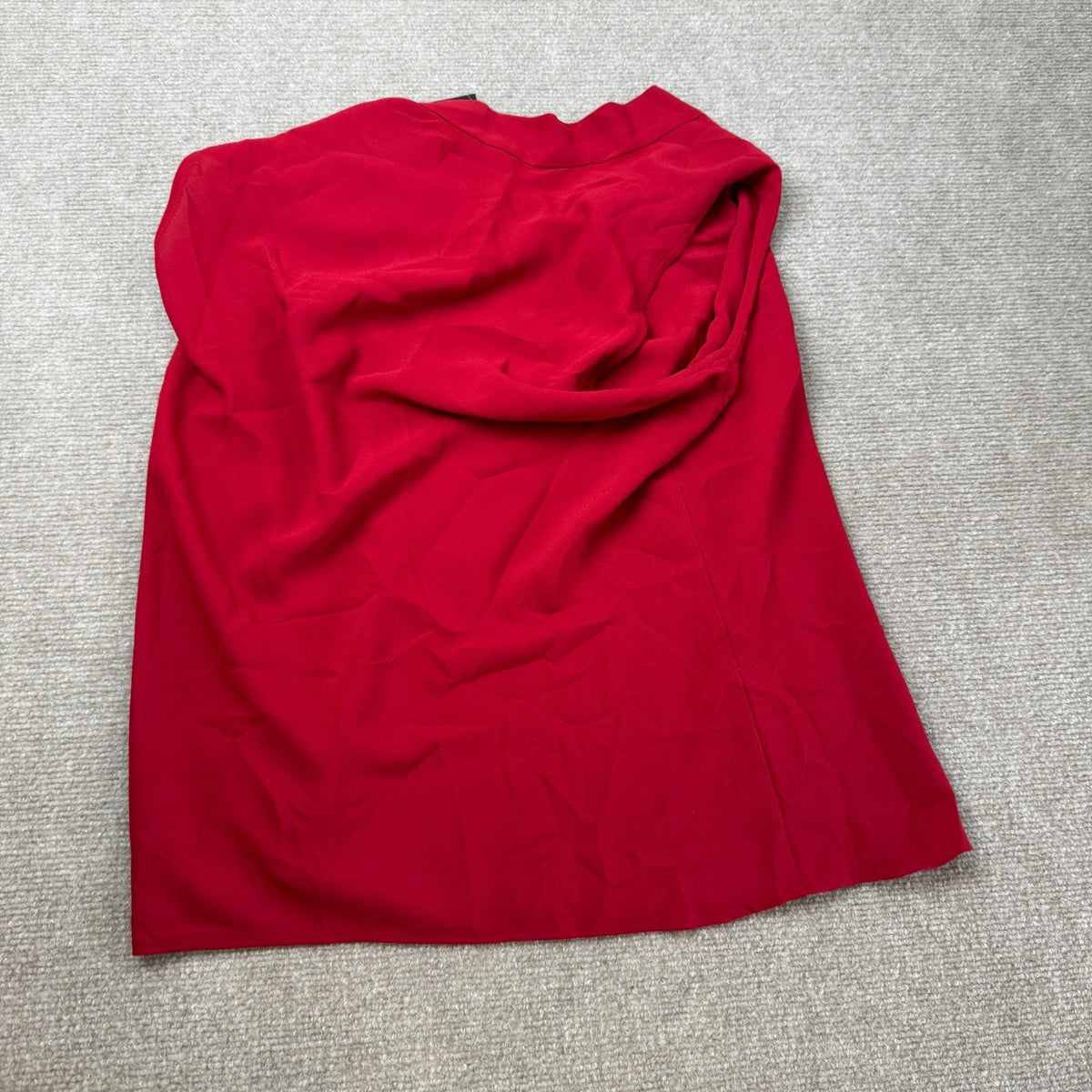 MSRP $49 Black Label by Evan-Picone Womens M Fire Red Split Tie Neck Blouse