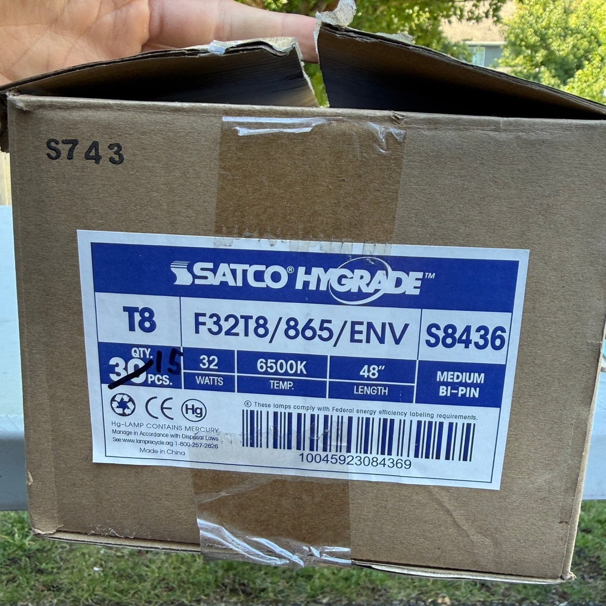 Pack of 15 Satco Hygrade S8436 F32T8/865/ENV 48" 32W Fluorescent Tube Lamp